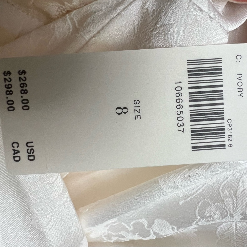 Elegant White Lace-Trim Long Sleeve Dress - Picture 5 of 5